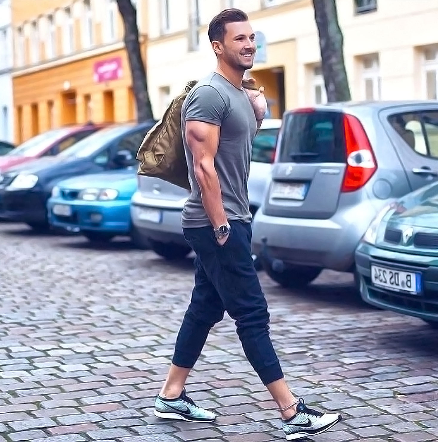 Mens Skinny Sweatpants: A Definitive History and 2019 Buying Guide 