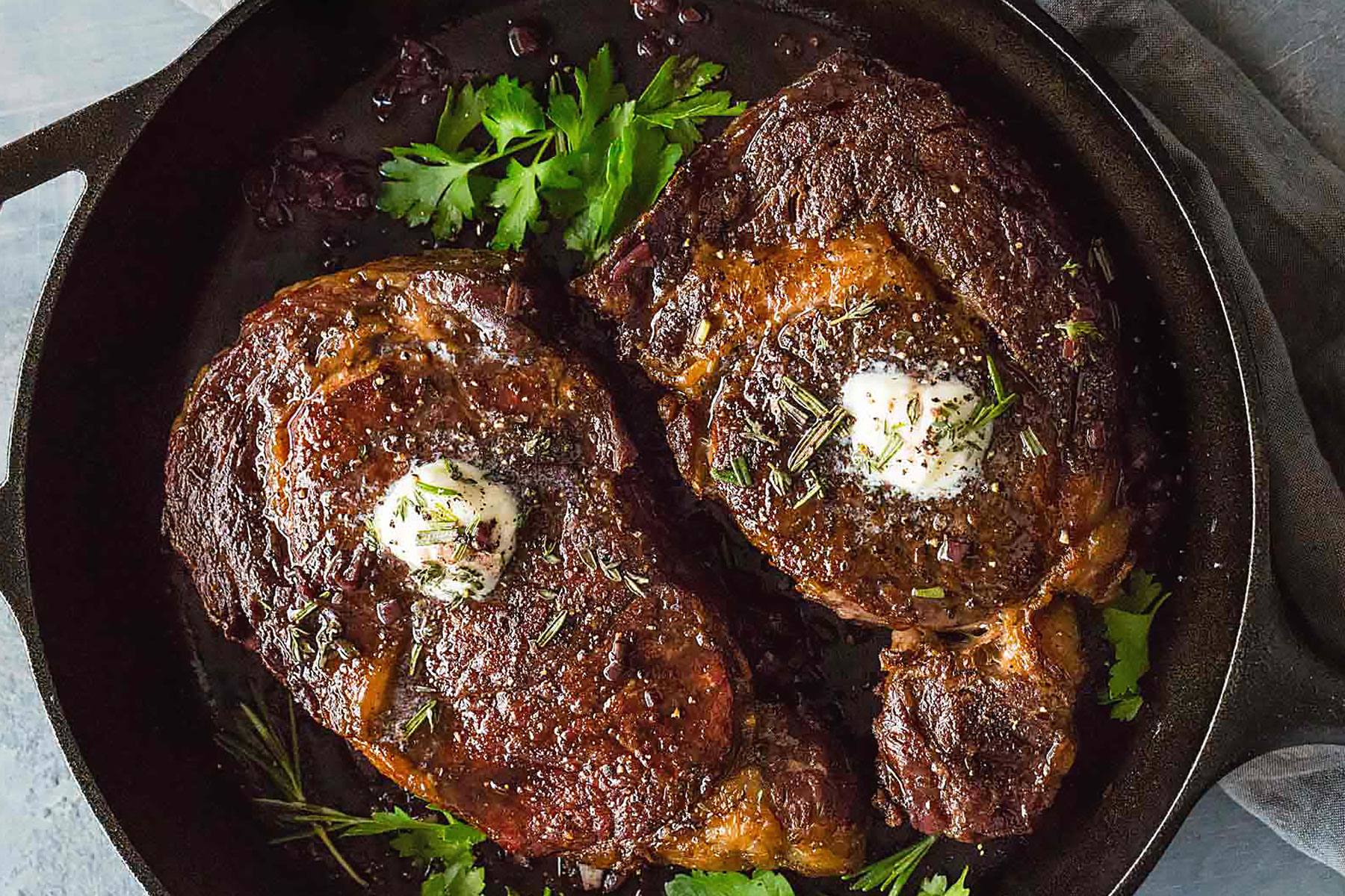 How to Cook a Perfect Cast Iron Skillet Steak — Featured