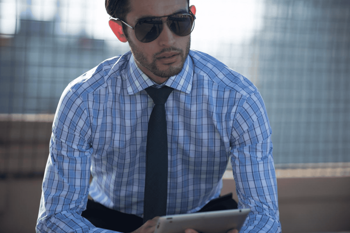 Fall And Winter Dress Shirt Fabrics Overview: poplin weave shirt