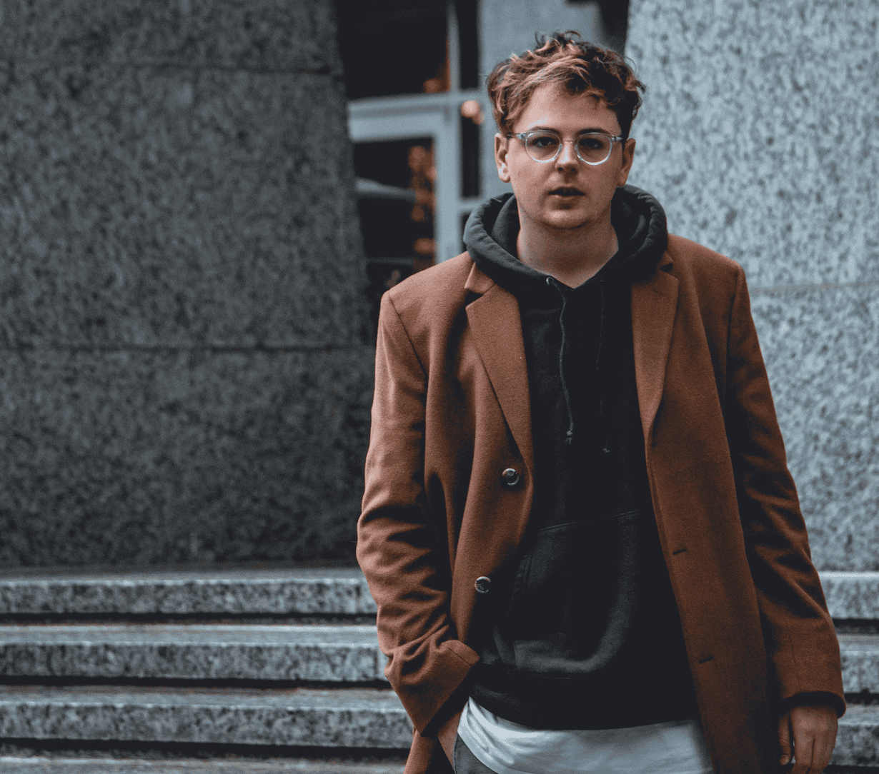 blazer with a hoodie - how to not wear it