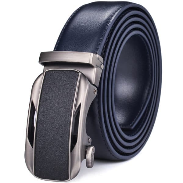Luxurious men's leather belt with automatic buckle, ideal for formal occasions and stylish outfits. High-quality craftsmanship and durable design for everyday wear.