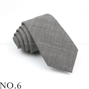 DeoVeritas stylish black and white patterned tie with a modern geometric design for formal and professional occasions.